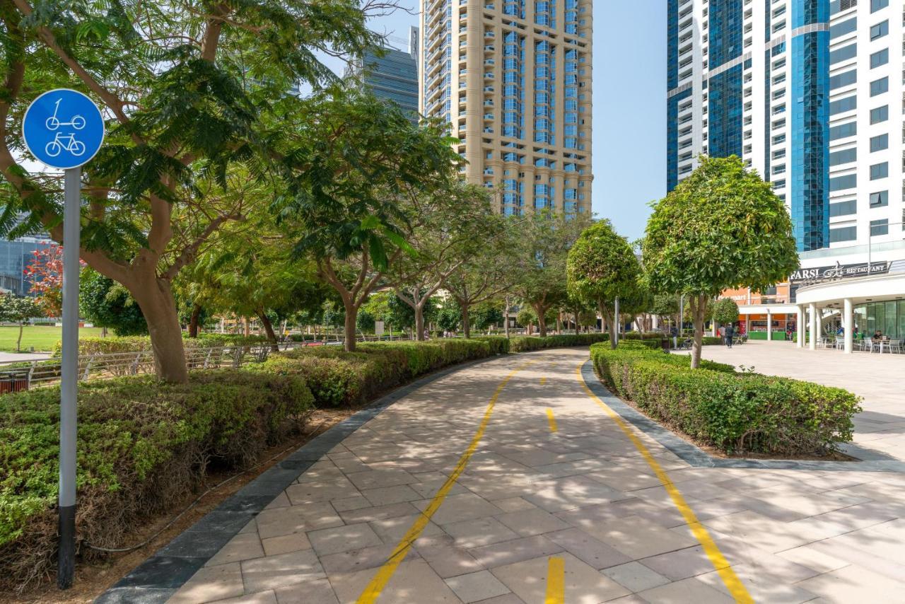 Apartment Modern 1br In Jlt Next To Metro With Views Dubai